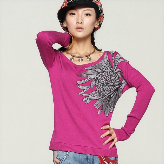 Liebo New Embroidery Round Collar Long Sleeve Knitted Sweater